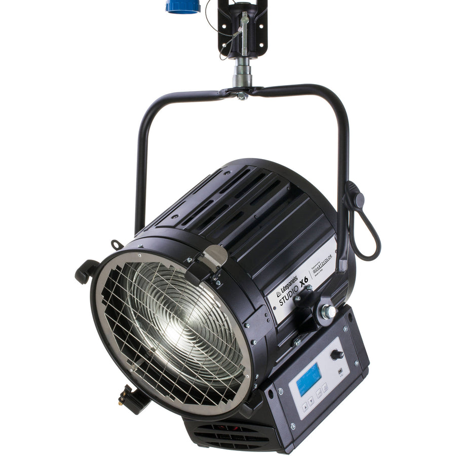 Litepanels Studio X6 Daylight 300W LED Fresnel (pole operated, US power cable)