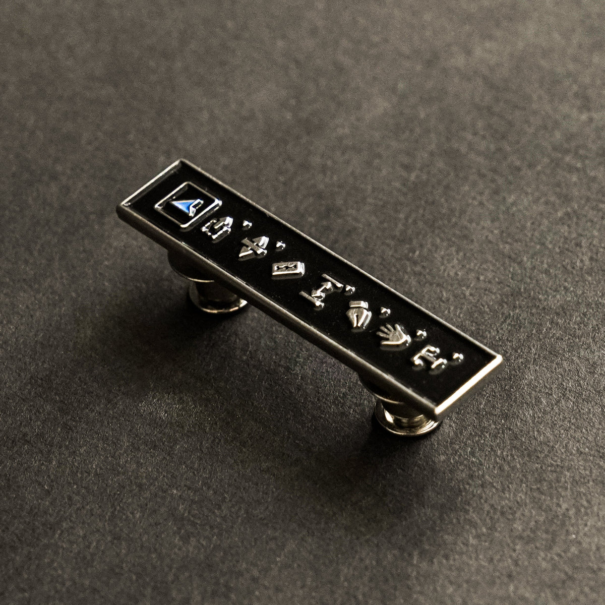 Editor's Toolbar Enamel Pin side