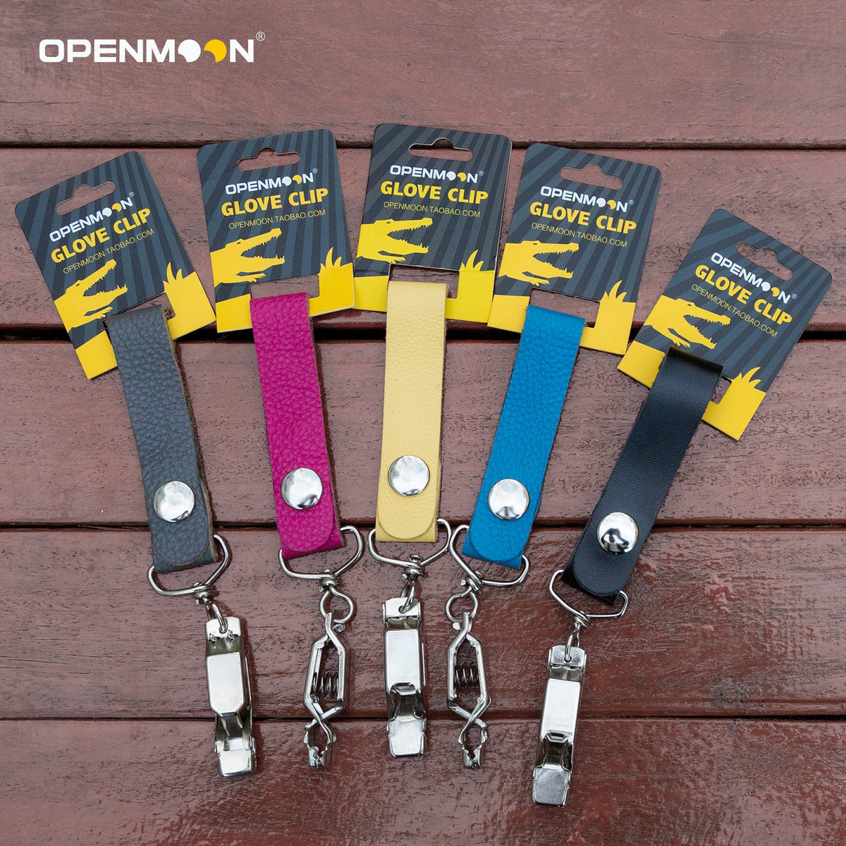 OpenMoon glove clip carrying a pair of gloves on a belt