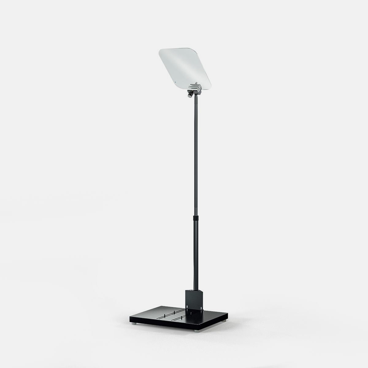 Navigator Manual Conference Stand
