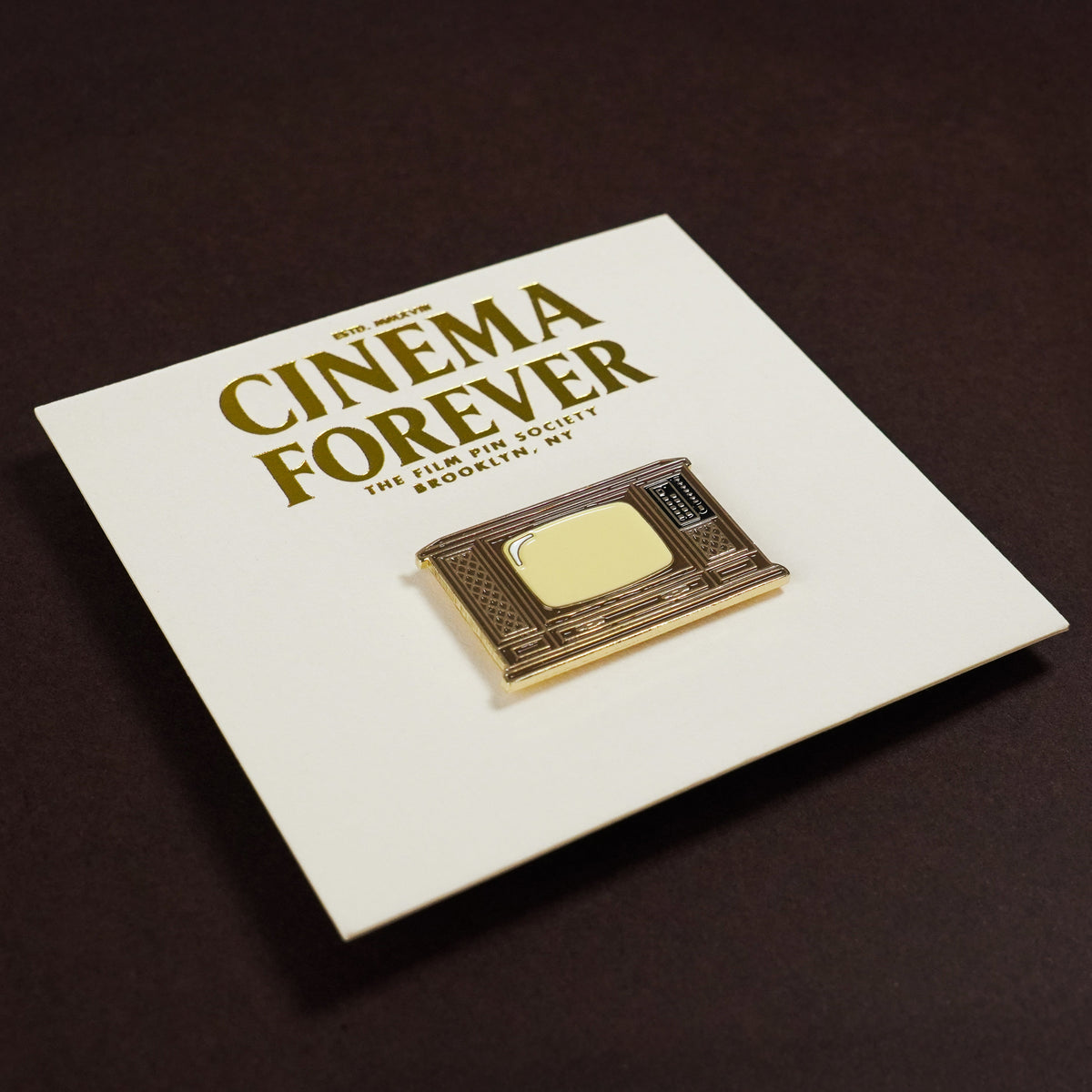 '80s TV Enamel Pin side